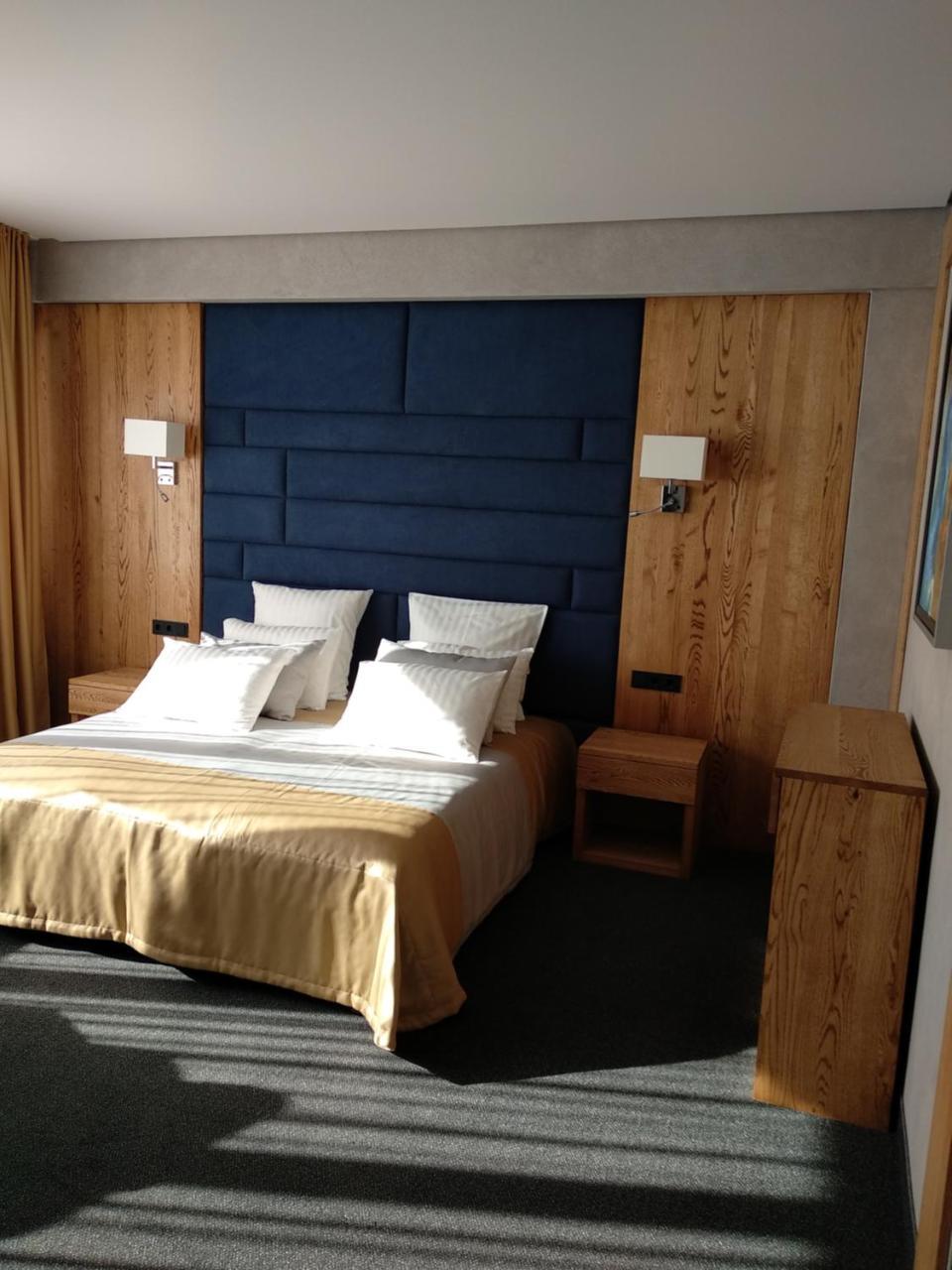 Iron Bridge Hotel Bukovel Luaran gambar